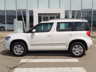 2014 Skoda Yeti I Рестайлинг, белый, 880000 рублей, вид 4