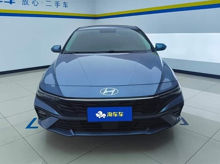 Hyundai Elantra VII (CN7)