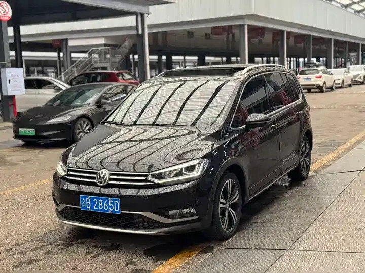 Volkswagen Touran L II