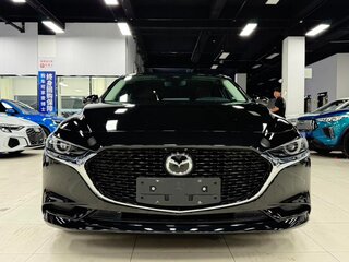 2022 Mazda 3 Axela IV (BP), белый, 1120000 рублей, вид 2