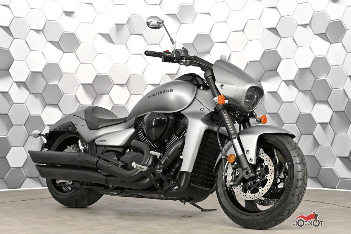 Suzuki Boulevard M109R