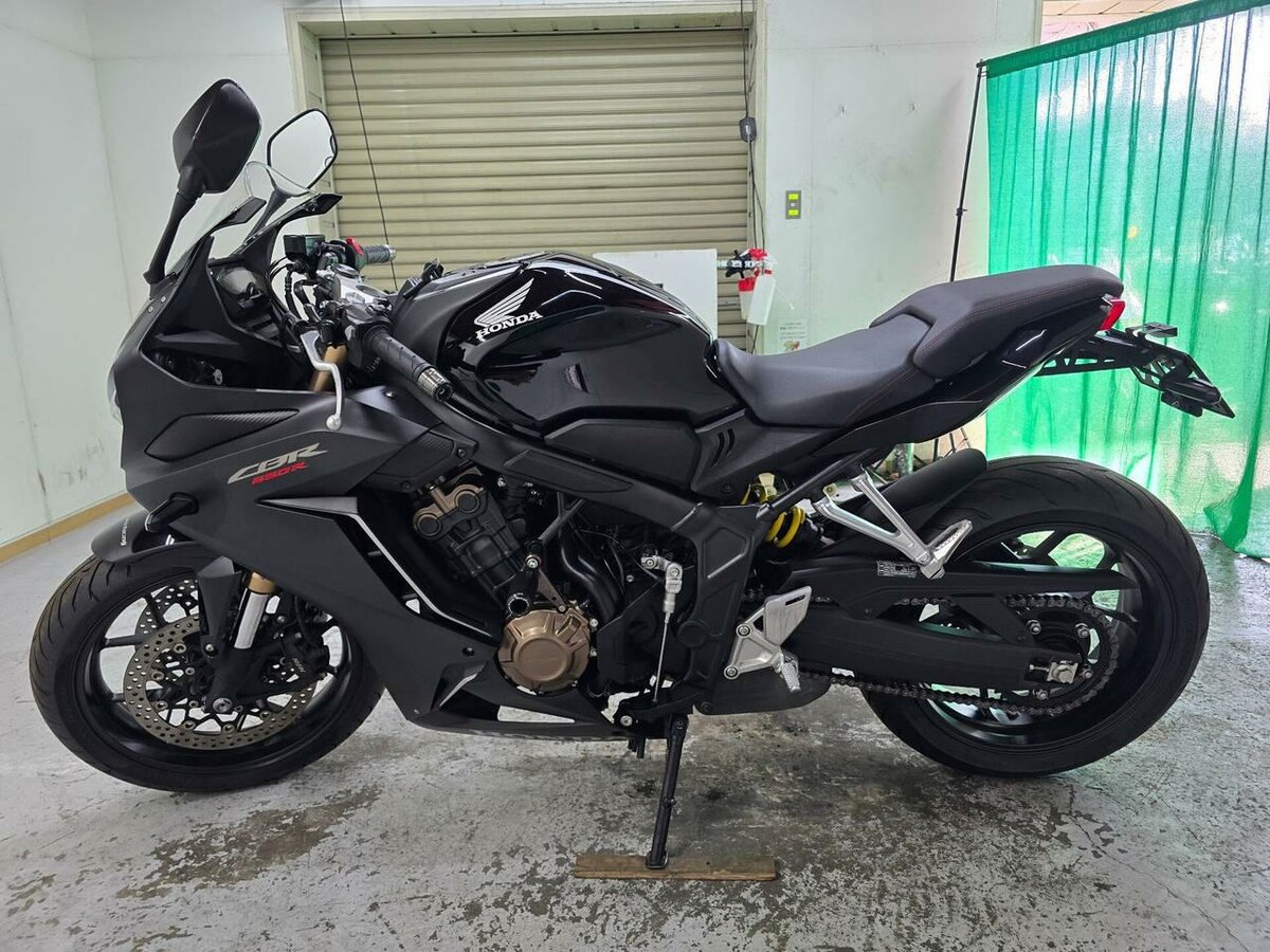 Honda CBR 650R
