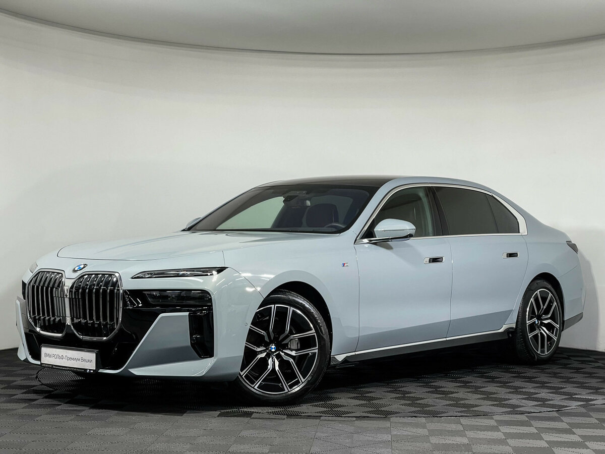 BMW 7 серии VII (G70)
