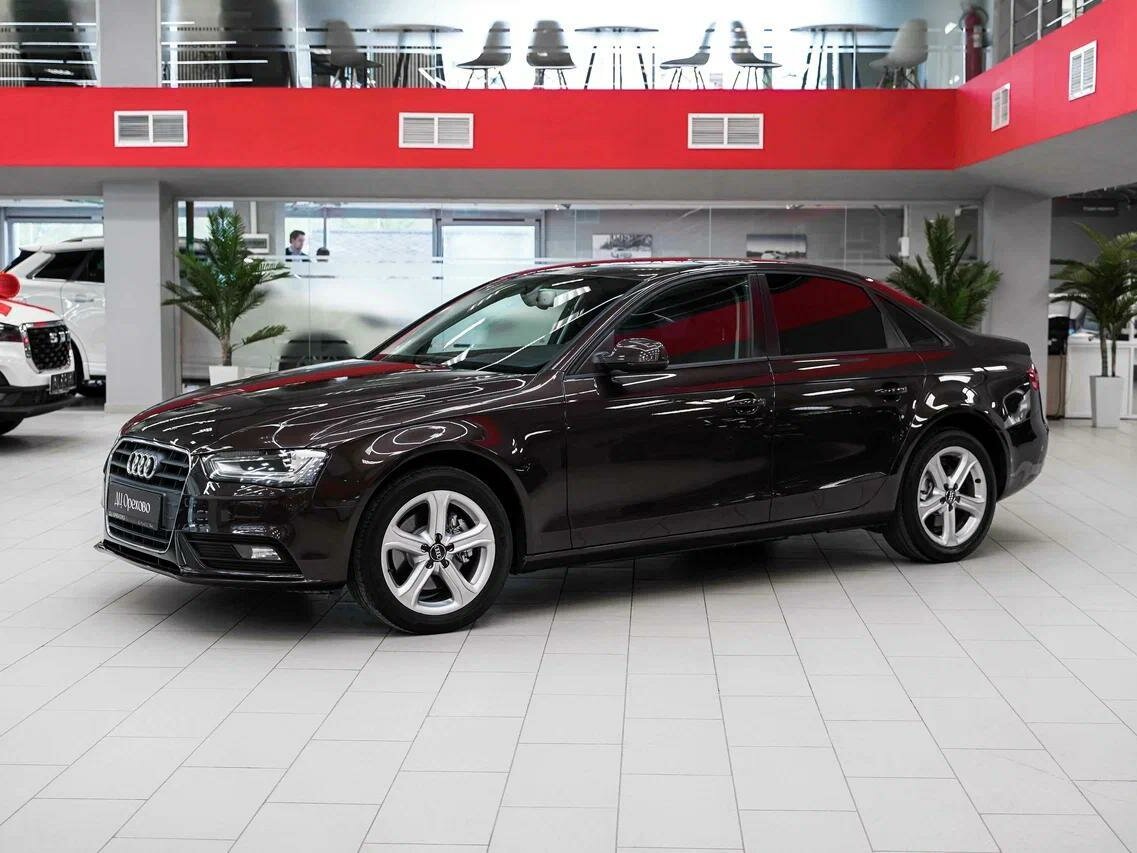 Audi A4 IV (B8) Рестайлинг