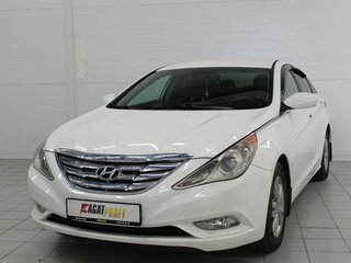 Hyundai Sonata VI (YF)