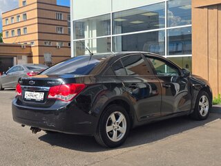 2011 Chevrolet Cruze I, чёрный, 420000 рублей, вид 4