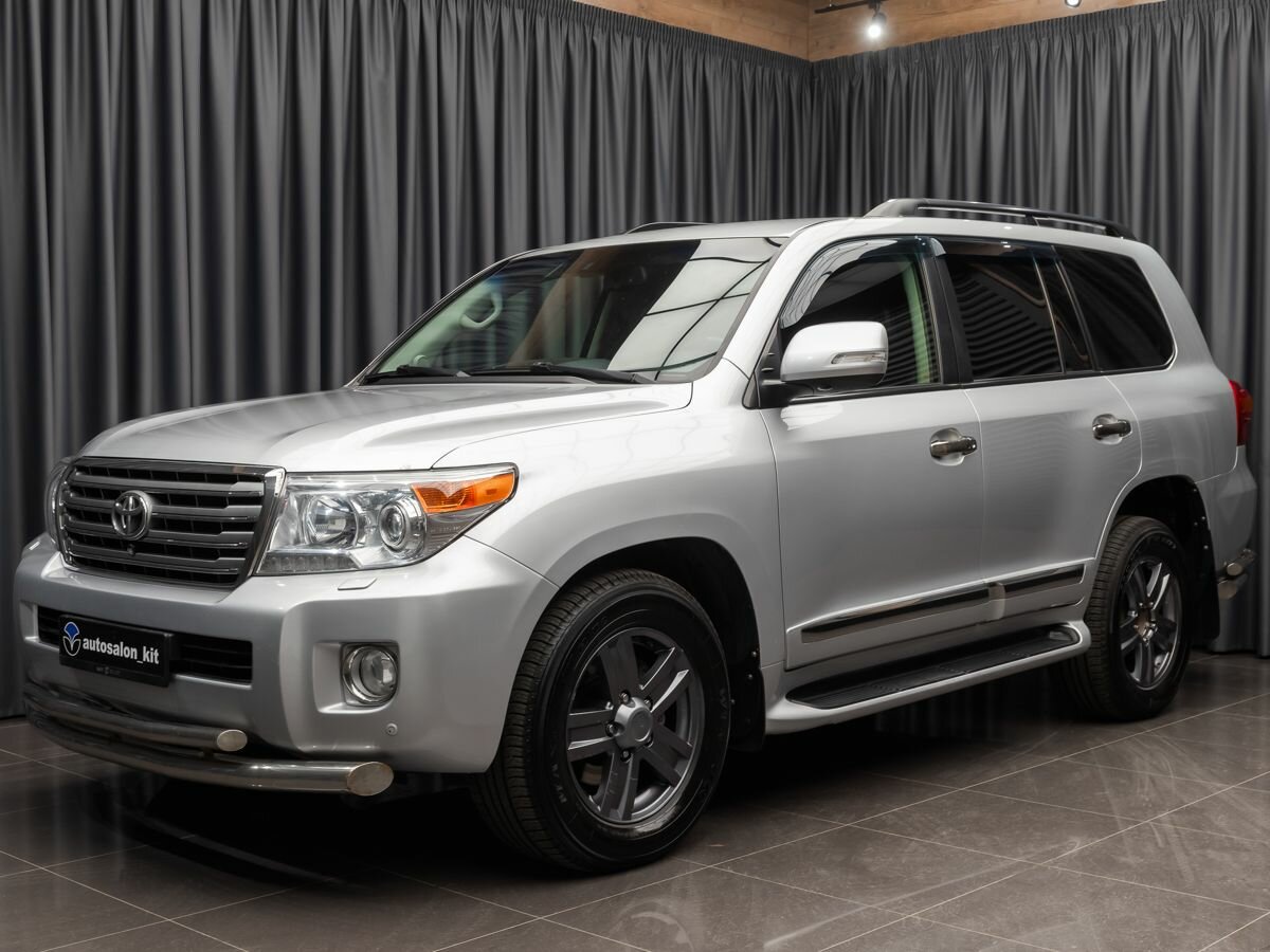 Toyota Land Cruiser 200 Series Рестайлинг 1