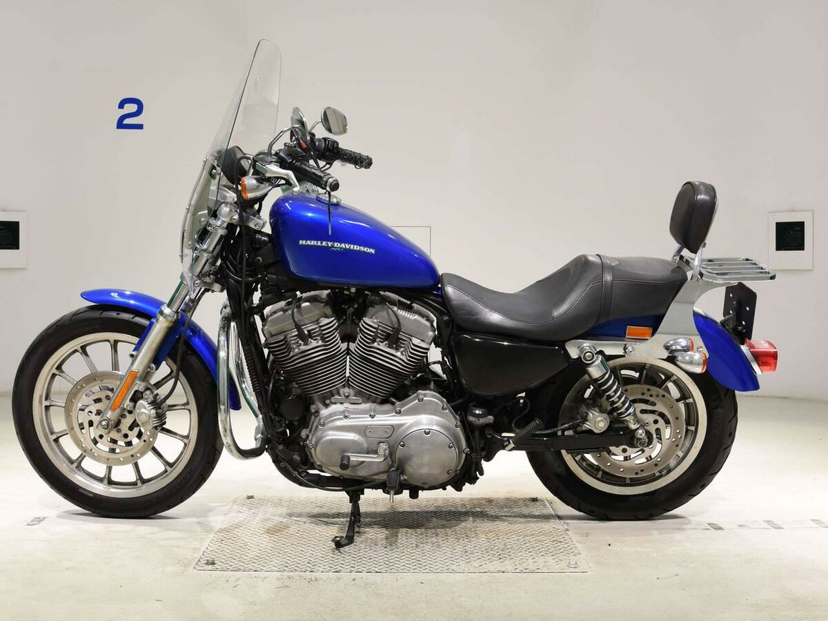 Harley-Davidson Sportster 883