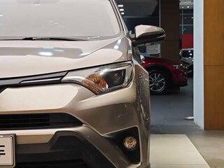 2019 Toyota RAV4 IV (XA40) Рестайлинг, коричневый, 1700000 рублей, вид 2