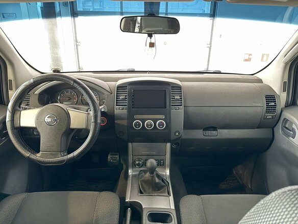 2011 Nissan Pathfinder III Рестайлинг, серый, 1320000 рублей - вид 16
