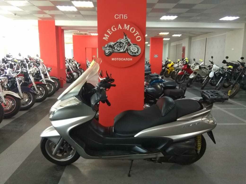 Yamaha Majesty 296