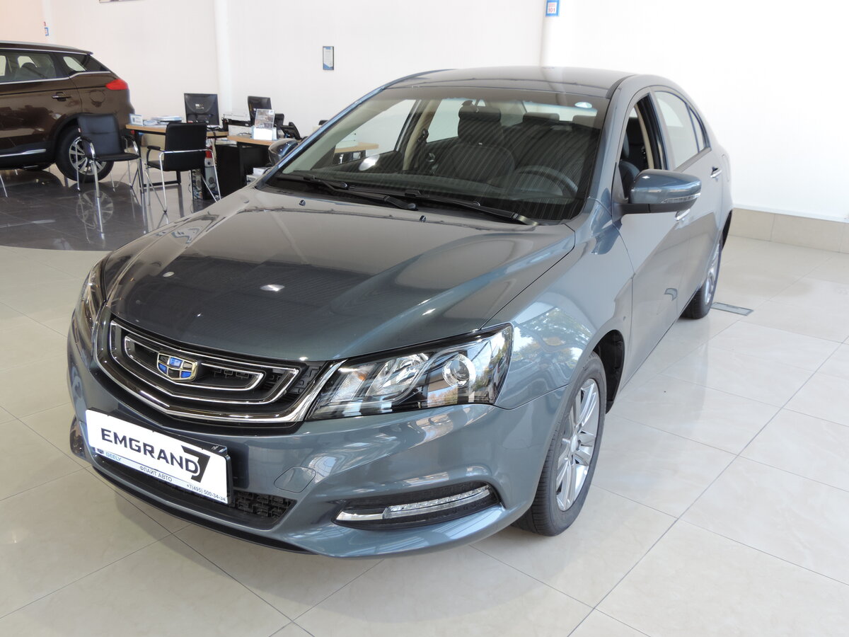 Серый Geely Emgrand 7