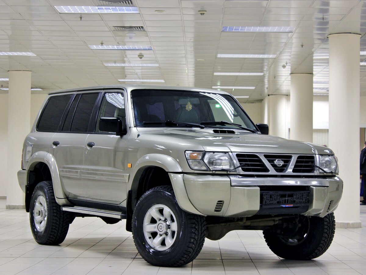 Nissan Patrol y61 un