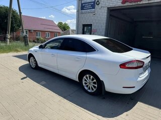 2012 Ford Mondeo IV Рестайлинг, белый, 830000 рублей, вид 3