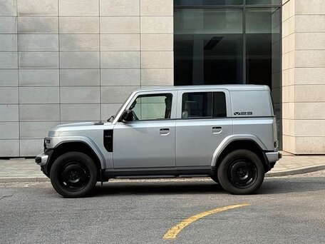2025 iCar V23 59.93 kWh, серебристый, 2030000 рублей, вид 4