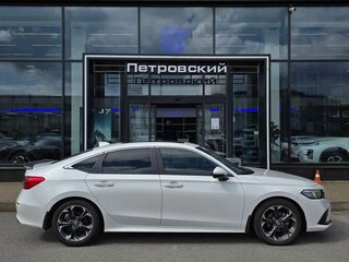2021 Honda Civic XI, белый, 2447000 рублей, вид 5