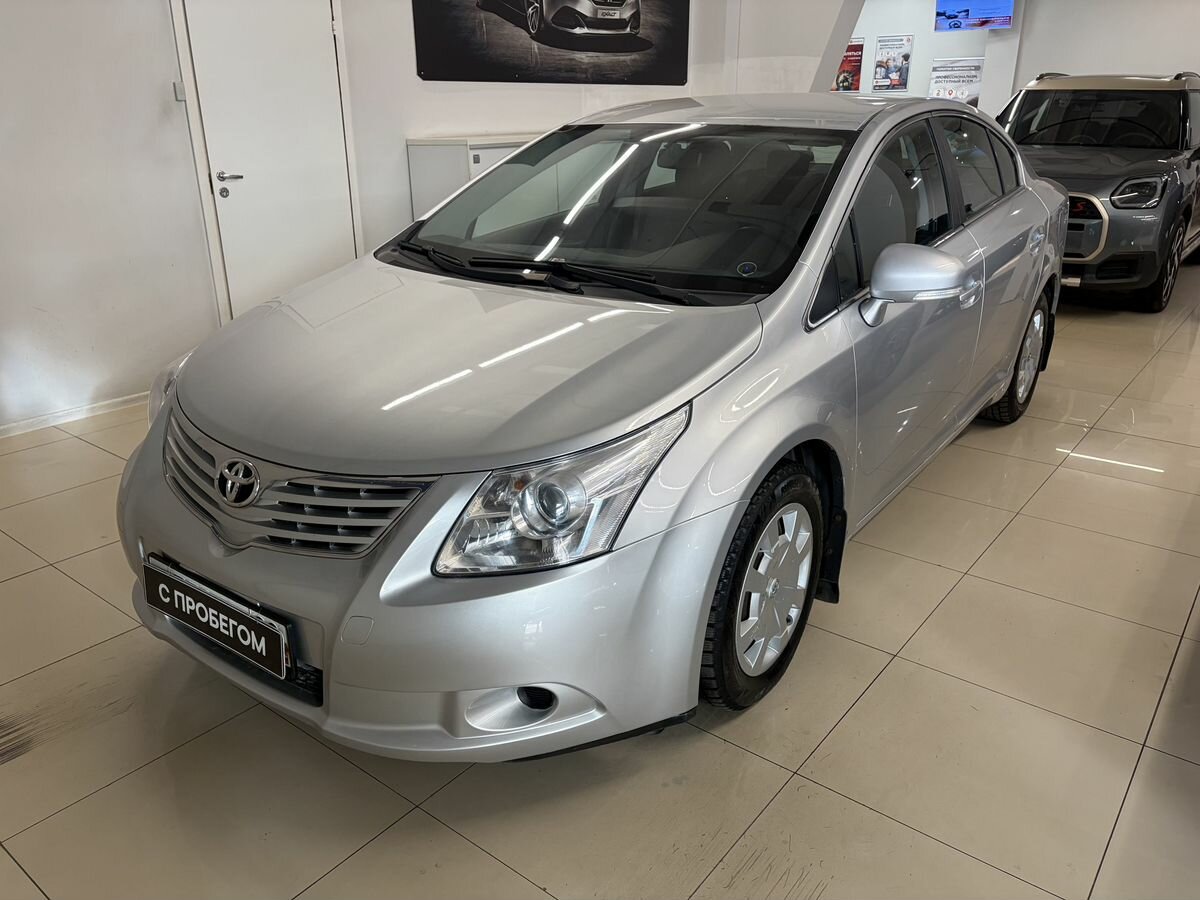 Toyota Avensis III