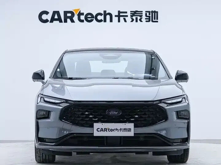Ford Mondeo VI