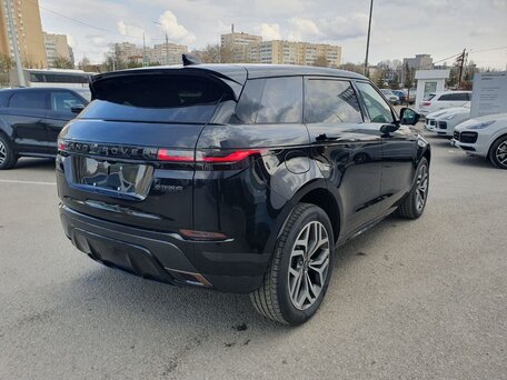 2025 Land Rover Range Rover Evoque P250 MHEV Long II Рестайлинг, чёрный, 5990000 рублей, вид 5
