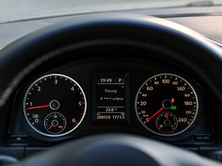 2011 Volkswagen Tiguan I Рестайлинг, серебристый, 1069000 рублей, вид 5