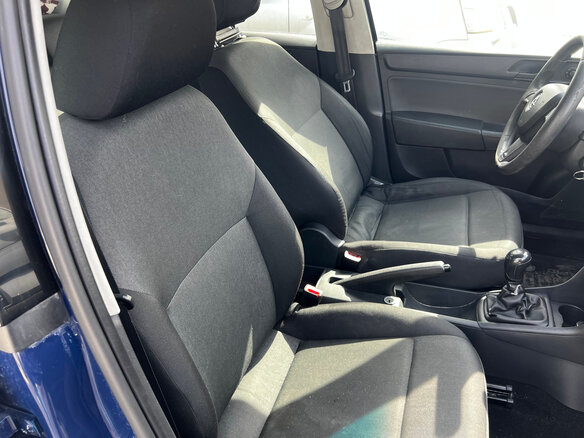 2014 Skoda Rapid I, синий, 370000 рублей - вид 5