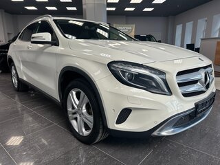 2016 Mercedes-Benz GLA 200 I (X156), белый, 1820000 рублей, вид 2