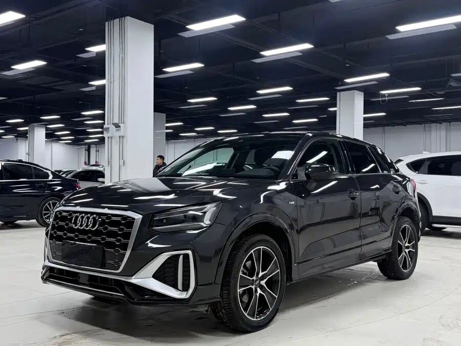 Audi Q2 L 35 TFSI I Рестайлинг