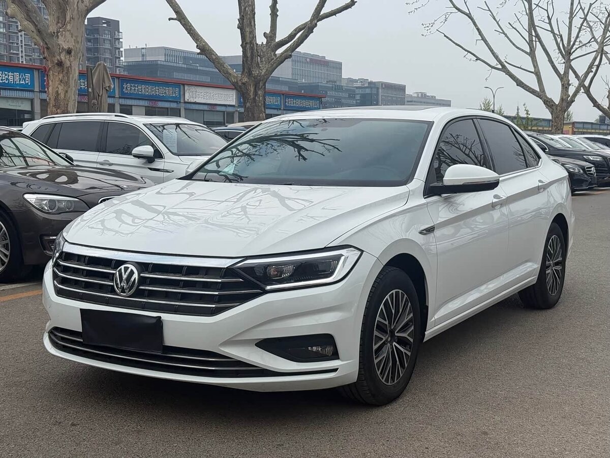 Volkswagen Sagitar III