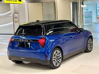 2024 Mini Hatch Cooper Electric E IV (F65/F66/J01), синий, 2790000 рублей, вид 3