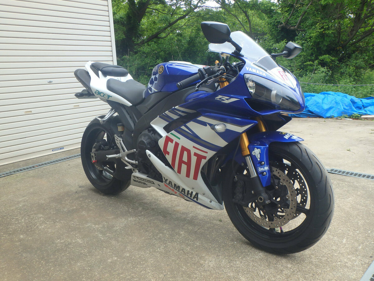 Yamaha YZF-R1