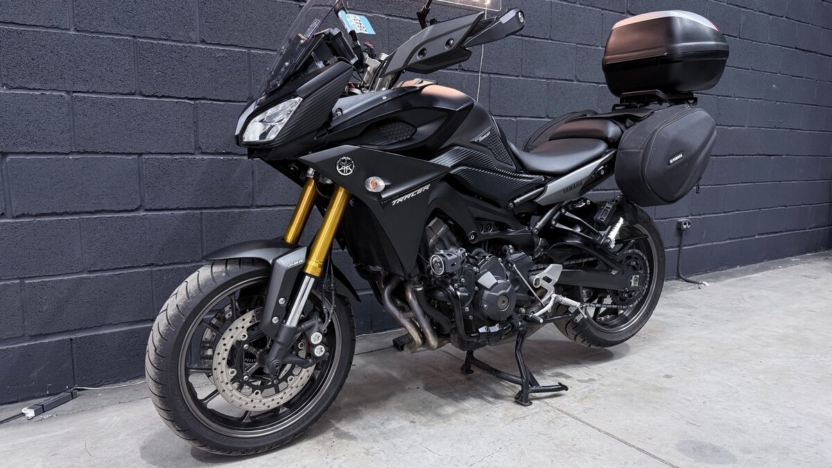 Yamaha MT-09 Tracer (FJ-09)