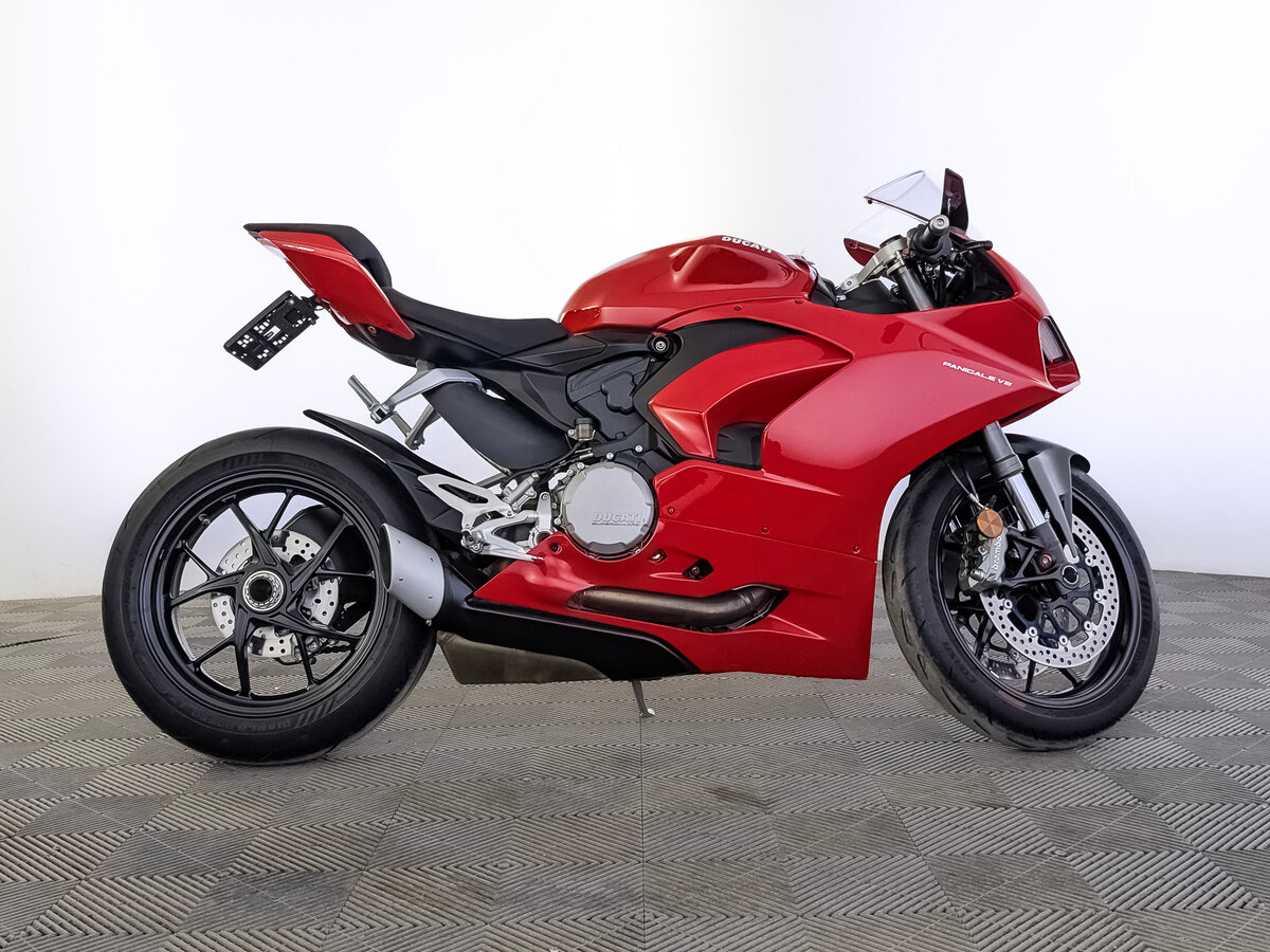 Ducati Panigale V2