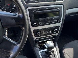 2012 Skoda Octavia II (A5) Рестайлинг, серебристый, 420000 рублей, вид 5