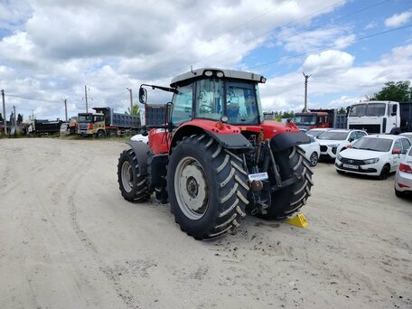 2014 Massey Ferguson MF 7624, красный, 9397000 рублей, вид 4