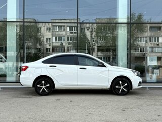 2020 Lada (ВАЗ) Vesta I, белый, 870000 рублей, вид 4