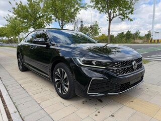 2023 Volkswagen Passat B8 Рестайлинг, чёрный, 2250000 рублей, вид 1