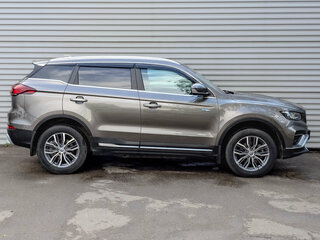 2023 Geely Atlas Pro, серый, 2175000 рублей, вид 4