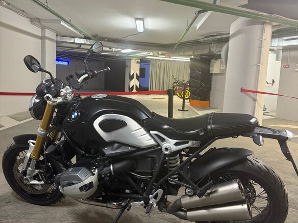 Купить б/у BMW R Nine T в Москве: чёрный naked bike 2014 года по цене ...