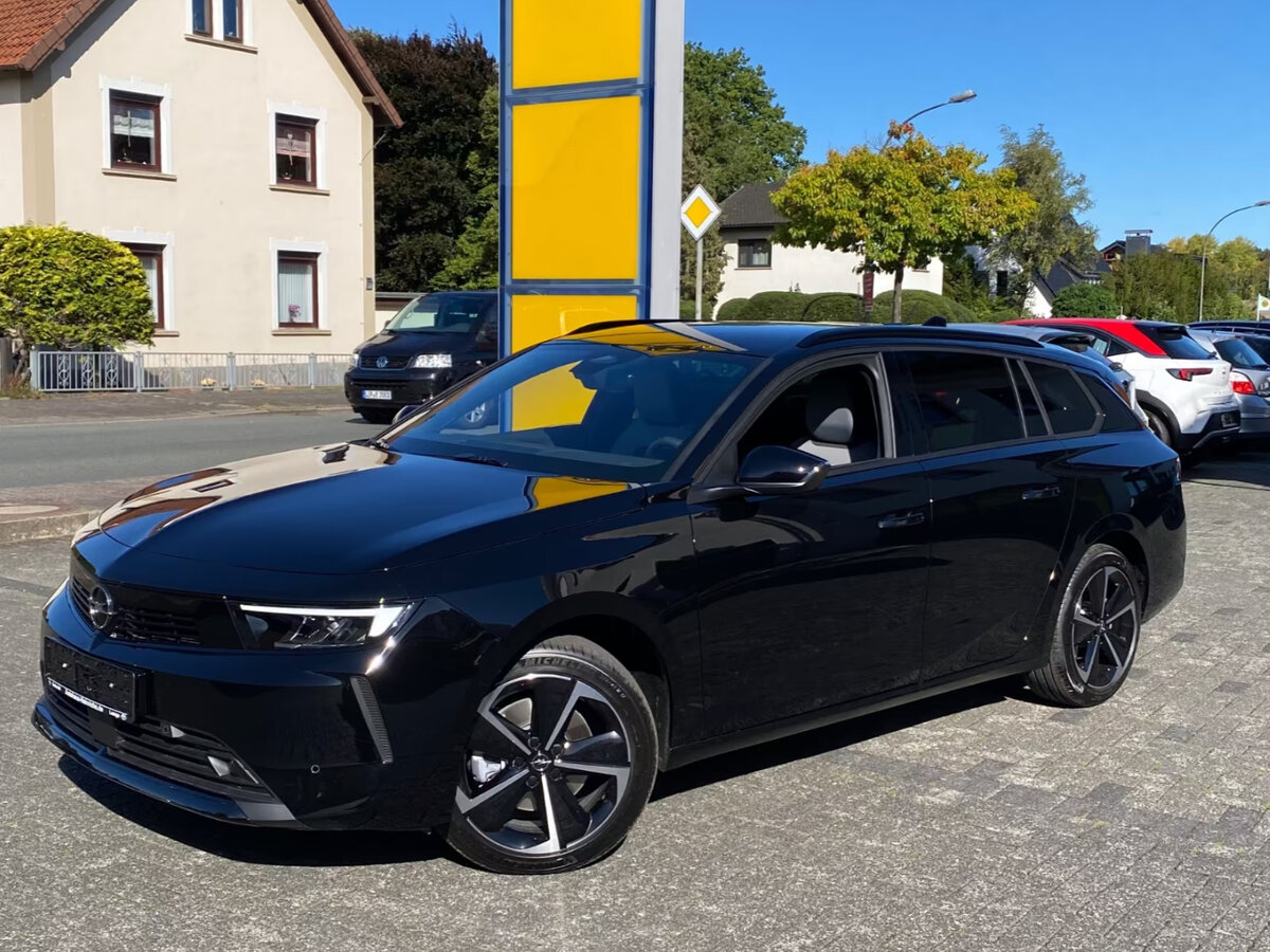 Opel Astra L