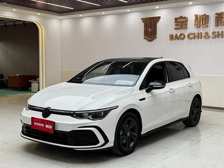 Volkswagen Golf VIII