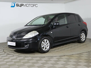 Nissan Tiida I