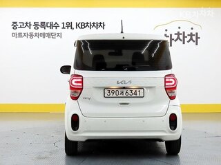 2022 Kia Ray I Рестайлинг, белый, 930000 рублей, вид 3