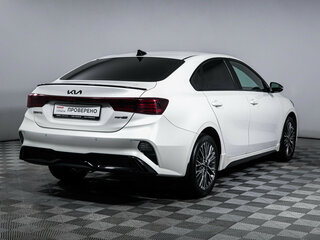 2022 Kia Cerato IV Рестайлинг, белый, 2429000 рублей, вид 5