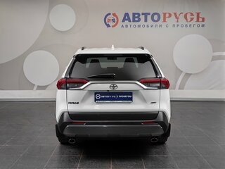 2020 Toyota RAV4 V (XA50), белый, 2599000 рублей, вид 4