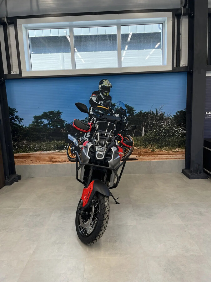 QJMotor SVT 650 X