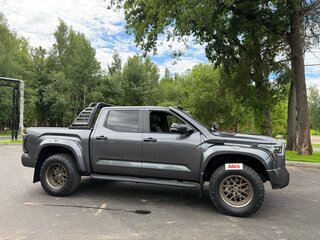 2024 Toyota Tundra Crew Max CrewMax III, серый, 14500000 рублей, вид 3