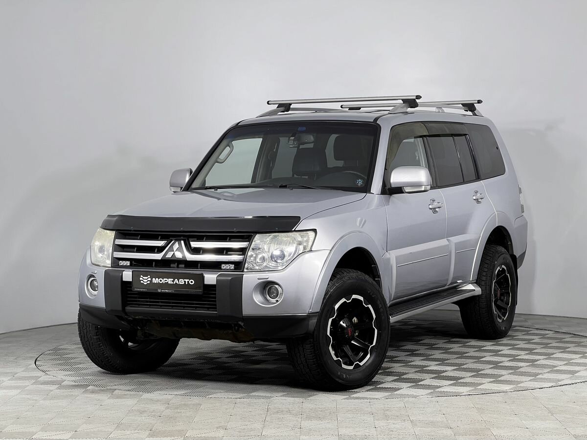 Mitsubishi Pajero IV