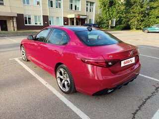 2020 Alfa Romeo Giulia II (952), красный, 4230000 рублей, вид 2