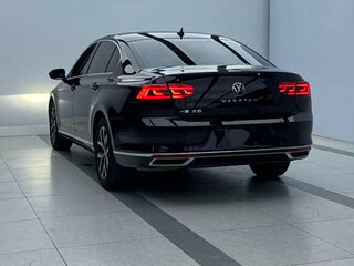 2022 Volkswagen Magotan B8 Рестайлинг, чёрный, 1791000 рублей, вид 3
