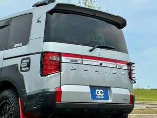 2025 Mitsubishi Delica D:5 I Рестайлинг 2, серый, 3250002 рублей, вид 4